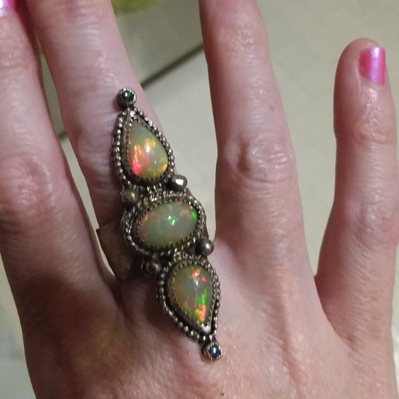 Ethiopian Opal Ring - Picture 2 of 7